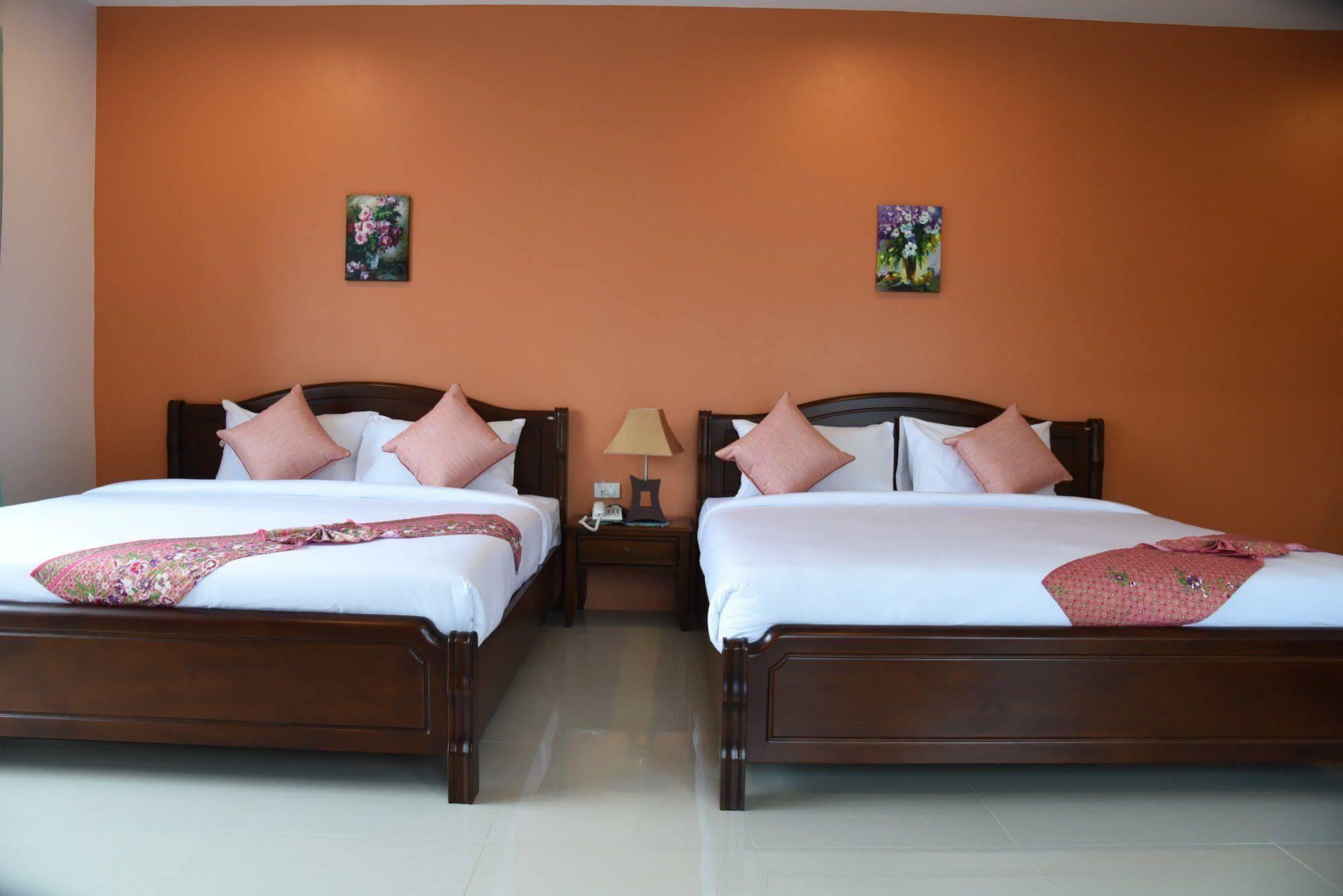 Hotel Phetpailin